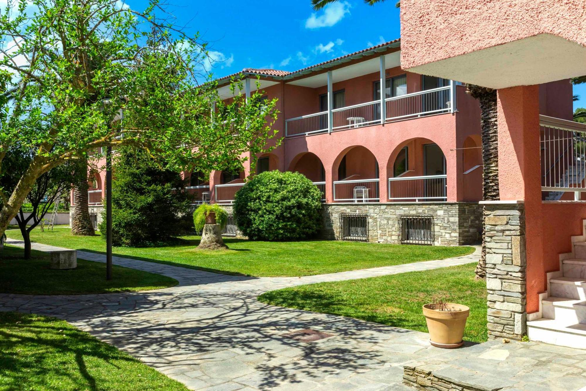 Hotel Hanioti Village Spa Exterior photo